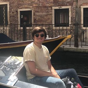 Meet your Posher, Justin